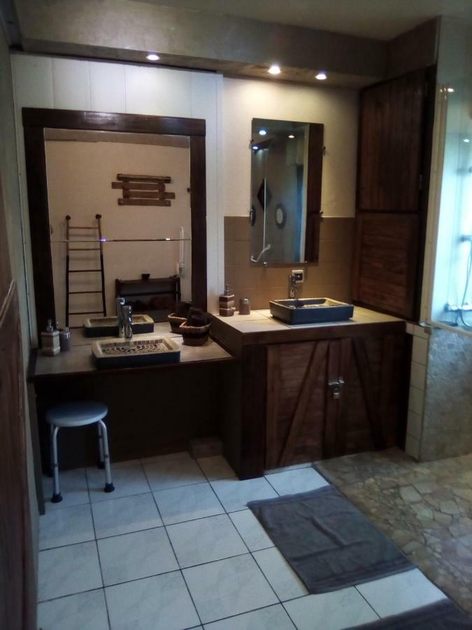 Gandalf Safari Camp Bed and Breakfast Saint-Joseph Exterior foto